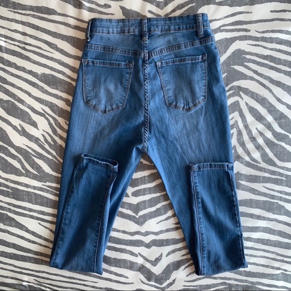 Fashion Nova Medium Wash High Rise Jeggings - Picture 8 of 8